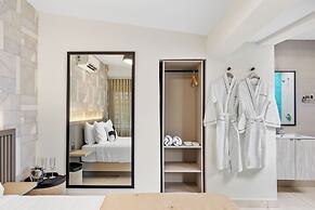 The Weekender by Otium