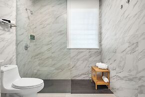 The Weekender by Otium