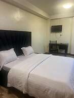 ROYAL COMPLEX HOTEL AND APARTMENTS