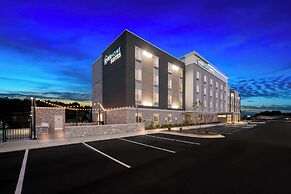 Everhome Suites Fayetteville near Fort Bragg