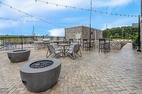 Everhome Suites Fayetteville near Fort Bragg