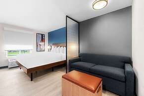 Everhome Suites Fayetteville near Fort Bragg