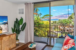 Hip Hawaiian Oceanfront Vistas