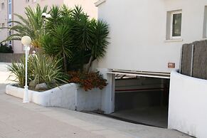 R140 - B5 Manila Resort Jardin