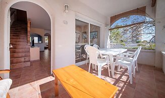 R140 - B5 Manila Resort Jardin