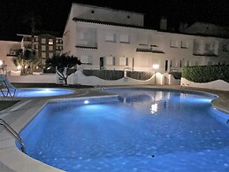 R141 - C6 Manila Resort Patio