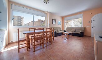 R141 - C6 Manila Resort Patio