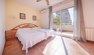 R141 - C6 Manila Resort Patio