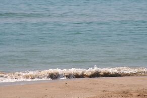 R142 - B4 Manila Resort Centrales