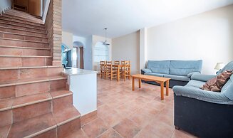 R142 - B4 Manila Resort Centrales