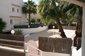 R142 - B4 Manila Resort Centrales