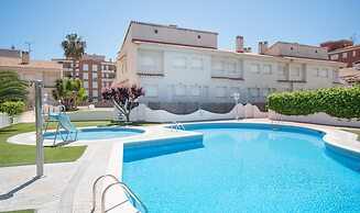 R142 - B4 Manila Resort Centrales