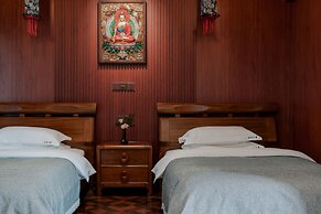 Spirited Silky Inn
