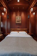 Spirited Silky Inn