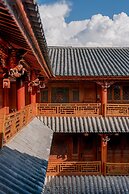 Spirited Silky Inn