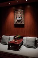 Spirited Silky Inn