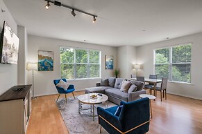 Luxury Penthouse of Lorton VA