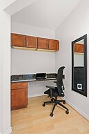 Luxury Penthouse of Lorton VA