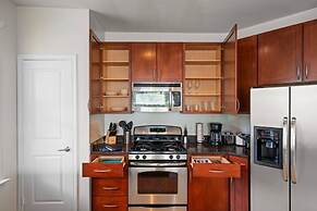 Luxury Penthouse of Lorton VA