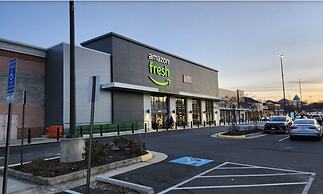 Luxury Penthouse of Lorton VA