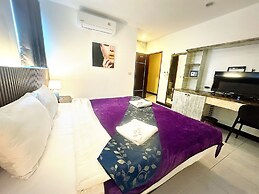 The Shades Hotel 50 meter Beach Front