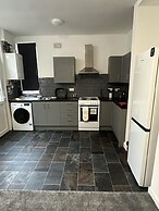 Cosy Manchester House Near Etihad and Coop Live