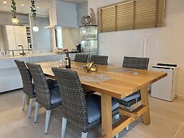 ReVIERA Resort Villa