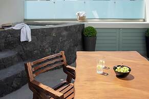 Katerina Villas 11 12 13 & 3PriveJacuzzi