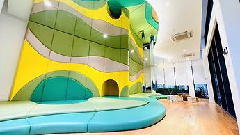 Velocity Suites KL by Rit