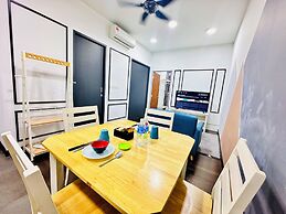 Velocity Suites KL by Rit