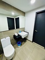 Velocity Suites KL by Rit