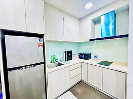 Velocity Suites KL by Rit