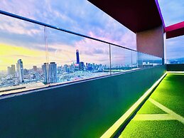 Velocity Suites KL by Rit