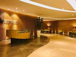 Velocity Suites KL by Rit