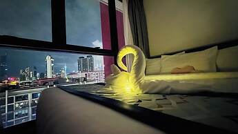 Velocity Suites KL by Rit