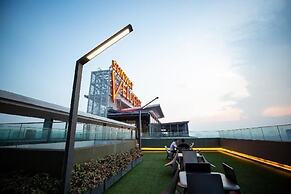 Velocity Suites KL by Rit