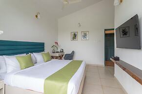 Stone Wood Hotel Amboli