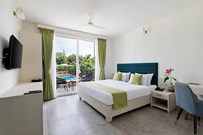 Stone Wood Hotel Amboli