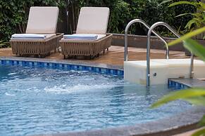 Stone Wood Hotel Amboli