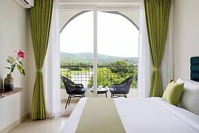 Stone Wood Hotel Amboli