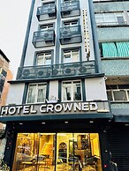 Crowned Exclusive Hotel