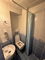 Crowned Exclusive Hotel