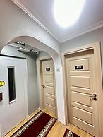 Crowned Exclusive Hotel