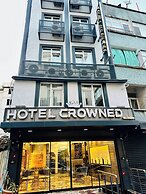 Crowned Exclusive Hotel