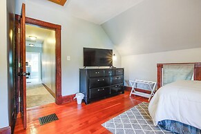 3 Mi to Road America: Spacious Elkhart Lake Home!