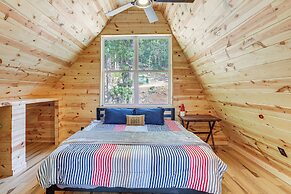 A-frame Hardy Cabin w/ Spring River Views!