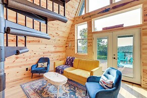 A-frame Hardy Cabin w/ Spring River Views!