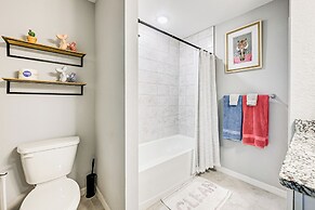 Saltwater Pool & Game Room: Gulf Coast Retreat