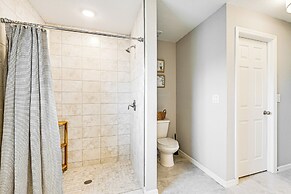 Saltwater Pool & Game Room: Gulf Coast Retreat