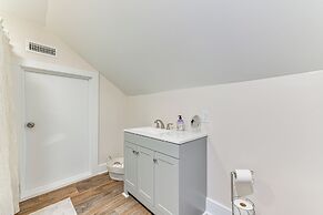 Peaceful Lenoir Home w/ Valley & Mountain Views!